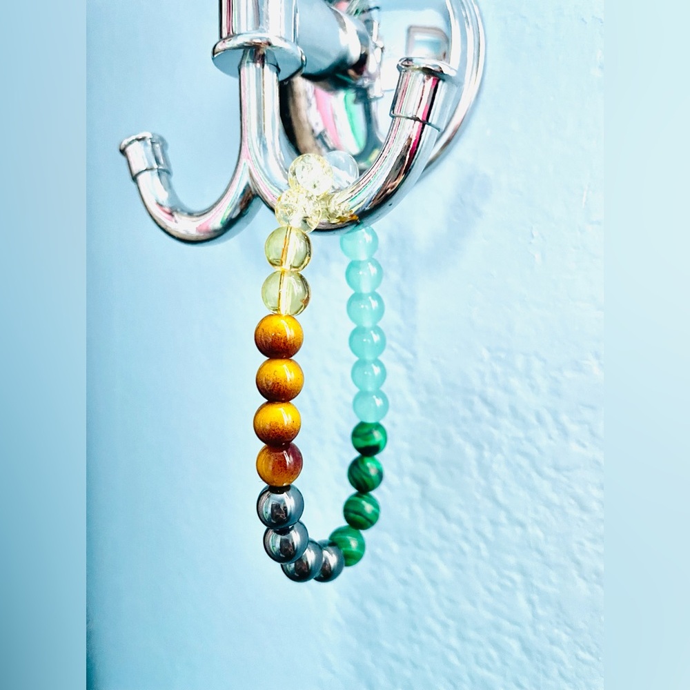 NEW Vibrant Colorful Stone Prosperity Bead Bracelet